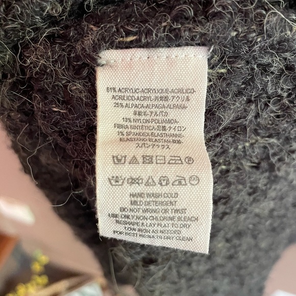 Free People Oversized Bouclé V-Neck Cardigan Small - Picture 9 of 10